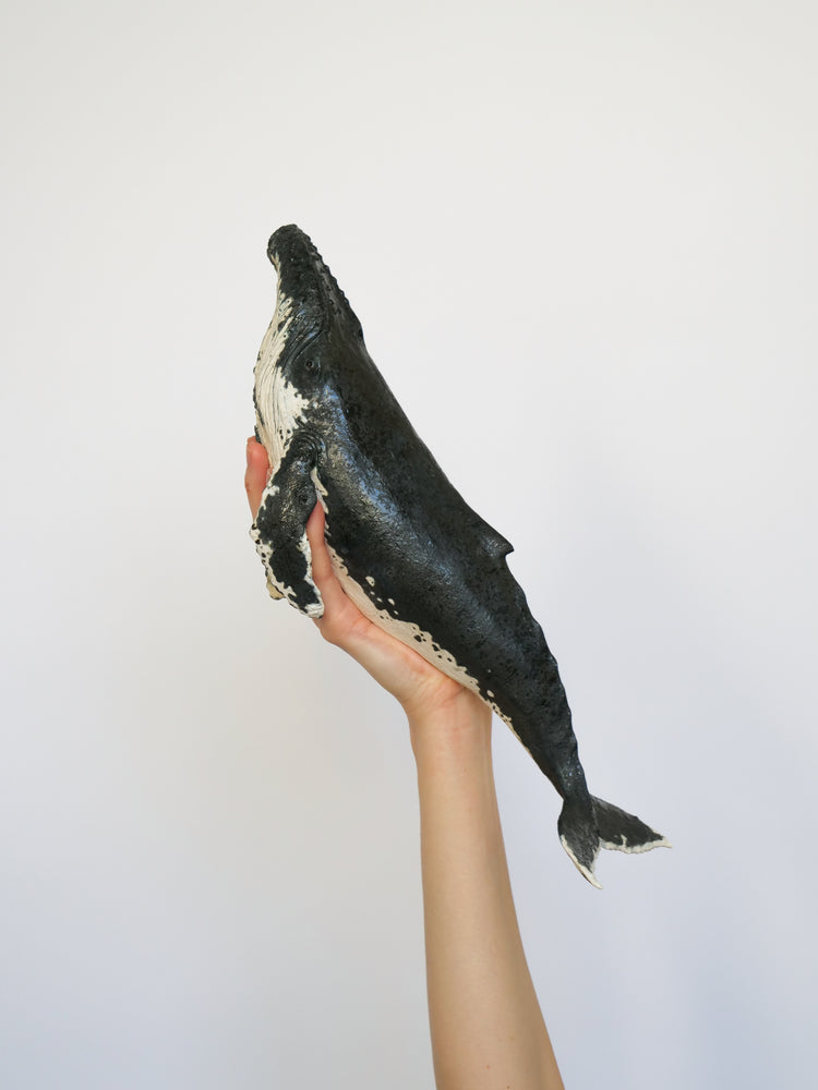 Whale Tala: grey & white, large, ceramic, on stand