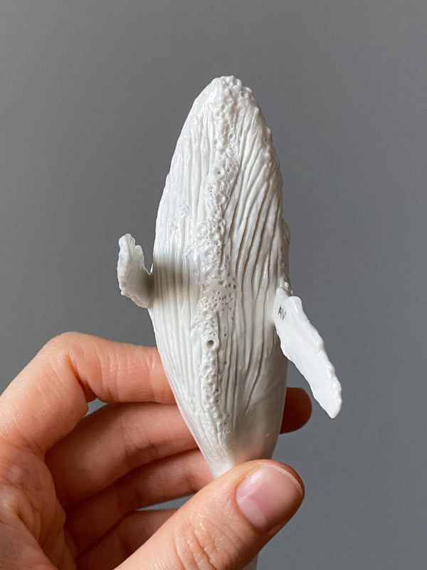 Many – Porcelain whale sculpture