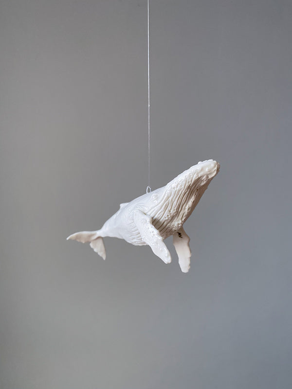 Many – Porcelain whale sculpture