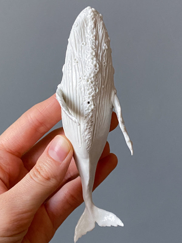 Donovan – Porcelain whale sculpture
