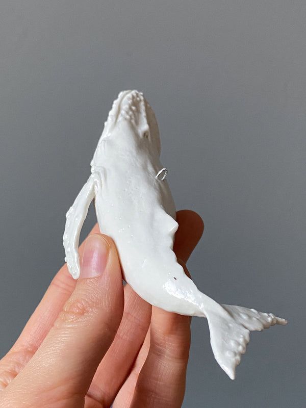 Tony – Porcelain whale sculpture
