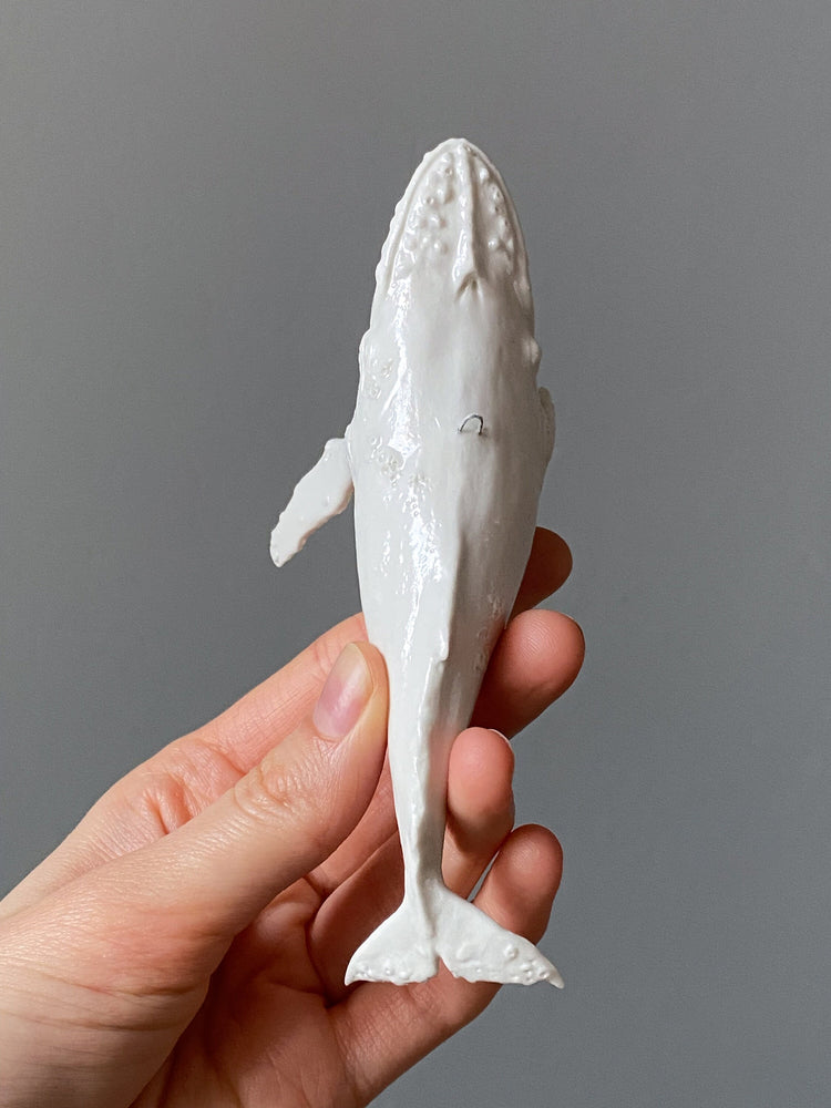 Many – Porcelain whale sculpture